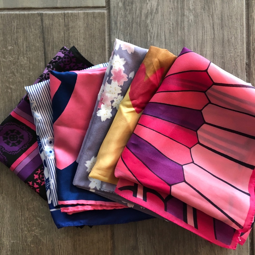 Assorted scarfs